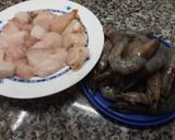 Foto del paso 1 de la receta: Brochetas de rape, vieiras y langostinos