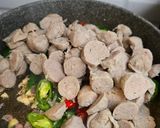 Foto langkah ke 3 dari resep Oseng Bakso Kecap.