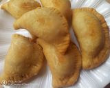 A picture of step 2 of Fried meatpie.