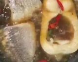 Hình bước làm 1 của món Món cá kho ăn cơm với nộm (gỏi) rau muống 👏