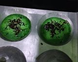 Foto langkah ke 5 dari resep Surabi red velvet, greentea.