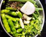 A picture of step 1 of Thai Green Curry with Noodles.
