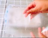 A picture of step 4 of Oreo Ice cream.