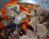 Foto langkah ke 5 dari resep Lidah sapi lada hitam.