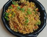 ચીલી ગાર્લિક ફ્રાઇડ રાઈસ (Chili Garlic Fried Rice Recipe In Gujarati) રેસીપી સ્ટેપ5ફોટો