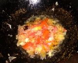 A picture of step 5 of Mushroom xacuti.