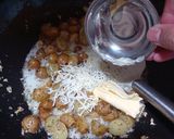 Foto langkah ke 2 dari resep Garlic Baby Potato.