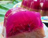 Foto langkah ke 7 dari resep Puding Naga lapis Coklat.