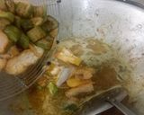 Foto langkah ke 3 dari resep Ikan Asin Masak Santan kuning.