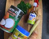 Tom Kha Mushroom. Coconut and galangal broth with mushrooms recipe step 1 photo