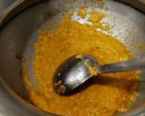 A picture of step 3 of Restaurant Style Soya Curry.
