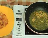 Foto langkah ke 7 dari resep Fuyung Hai Praktis dan Enak.