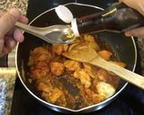 รูปขั้นตอนการทำที่ 4 ของ อกไก่ผัดน้ำพริกเผา อร่อยไม่แพ้ผัดกะเพรา แต่เราไม่ค่อยได้นึกถึง