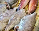 Foto del paso 4 de la receta: Pescados de la Ria de A Coruña al horno sobre cama de patatas