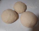 صورة لخطوة 3 من وصفة بيتزا Pizza pizza