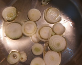 Foto del paso 2 de la receta: Crema de acelgas vegana