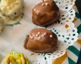 A picture of step 11 of Stuffed dates 5 ways.