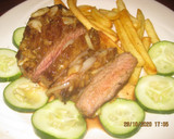 Foto del paso 5 de la receta: Bistec de Res término medio al ajo, mantequilla y romero