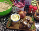 Foto del paso 1 de la receta: Croquetones de pollo y champiñones portobello