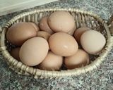 Une image de l'étape 1 de Œuf 🥚 mollet aux haricots verts/ tomate cerise et fromage.