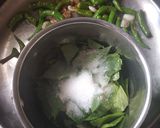 A picture of step 2 of Organic thecha or chutney.