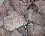 A picture of step 4 of Boiled Nduma.
