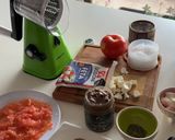 Foto del paso 1 de la receta: 🇬🇷 🍅 🍞 Dakos Cretence