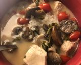 A picture of step 5 of Thai soup.