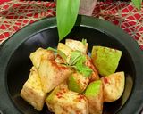 A picture of step 5 of Spicy Guava Salad.