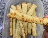 Foto del paso 3 de la receta: Palitos de queso muy fáciles!