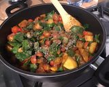 Une image de l'étape 13 de Pommes de terre au fond de veau et légumes du jardin.