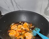 Foto langkah ke 2 dari resep Udang dan Paprika Saus Tiram.