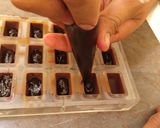 Foto del paso 8 de la receta: ✨🍫Bombones de chocolate rellenos de mole 🍫✨
