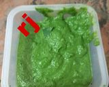 A picture of step 4 of Rj speciaGreen garlic bajri methi thepla with coriander chutney.