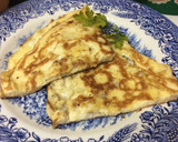 Foto del paso 3 de la receta: Tortilla francesa de queso azul y nueces