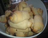 Foto del paso 7 de la receta: Bizcochitos de grasa (cuernitos)