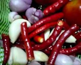 Foto langkah ke 2 dari resep Sambal goreng kentang.