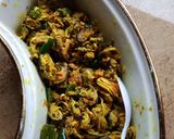 Foto langkah ke 5 dari resep Tumis kerang kunyit enak mudah.
