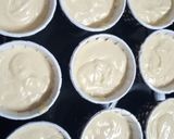 Foto langkah ke 3 dari resep Vanilla cupcake (cupcake fondant).