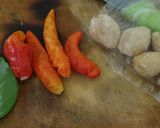 Foto langkah ke 2 dari resep Terong Penyet Sambal Kemiri.