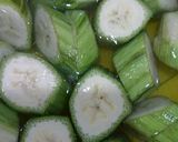 Hình bước làm 2 của món Cá lóc um chuối xanh