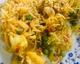 A picture of step 4 of Veggie pulav...!!! Easy recipe 👍😍.