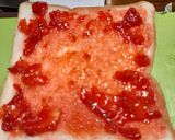 Foto langkah ke 5 dari resep Sandwich Buah Ceria.