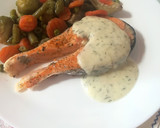 Foto del paso 3 de la receta: Salmón a la plancha con salsa de eneldo ligera