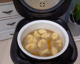 Foto langkah ke 2 dari resep Kolak Labu Pisang Rice Cooker.