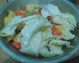 Foto langkah ke 1 dari resep Sop Ayam.