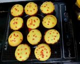 A picture of step 6 of Pineapple Cupcakes.