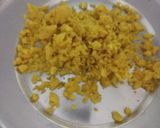 A picture of step 8 of Meethi Boondi.