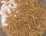 Foto del paso 2 de la receta: One Pot Pasta  Alfredo con Pollo