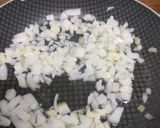 Foto del paso 1 de la receta: Pollo con tomate y bulgur